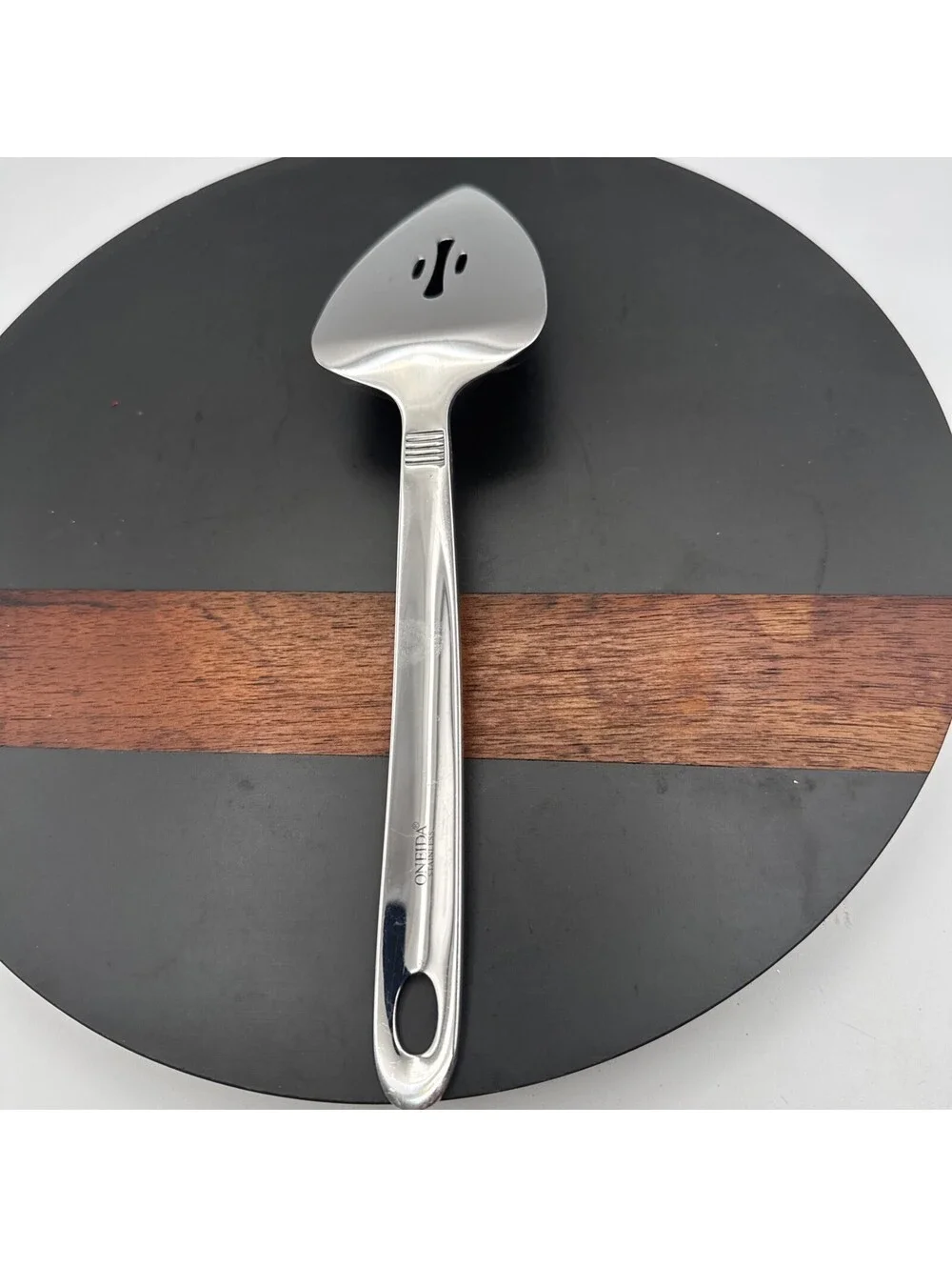 Oneida Stainless Steel Slotted Pie/Cake Server Holiday Entertaining Wedding EUC